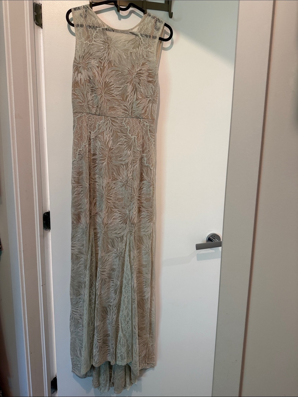 BCBG Maxazria Marlyn in opal blue